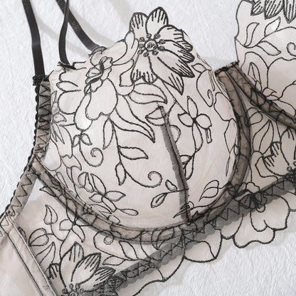 Komplet Nude Embroidery