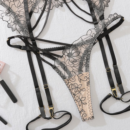 Komplet Nude Embroidery